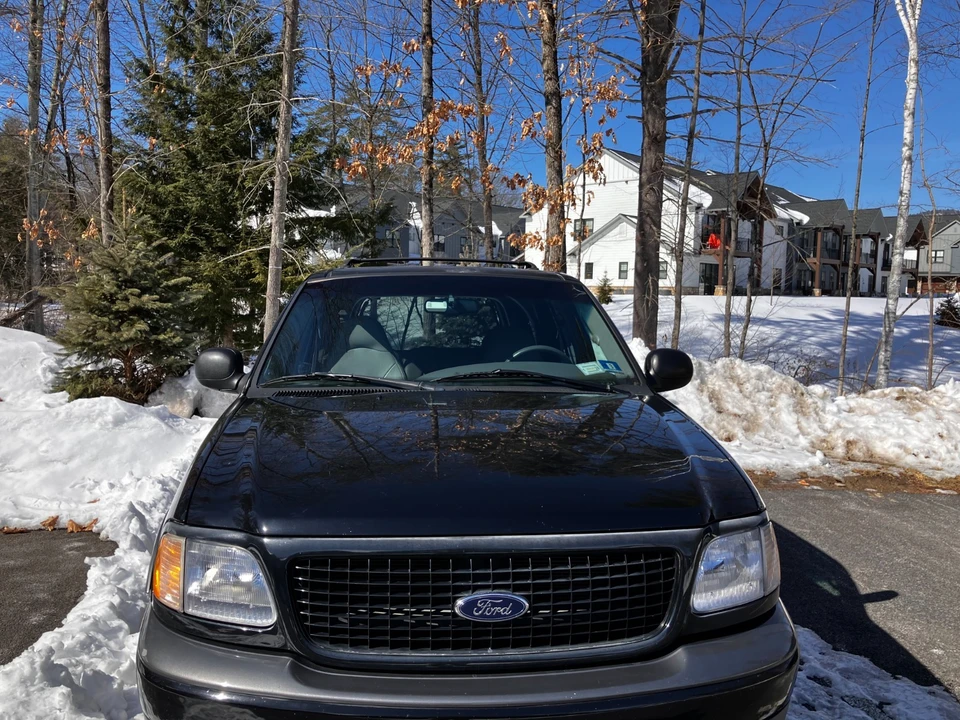 2000 Ford Expedition 1st Gen - Image 2 of 14