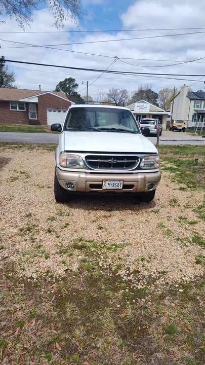 2000 Ford Explorer 2nd Gen - Image 13 of 14