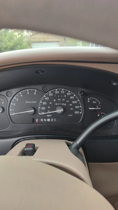2000 Ford Explorer 2nd Gen - Image 2 of 14