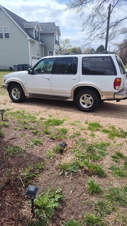 2000 Ford Explorer 2nd Gen - Image 14 of 14
