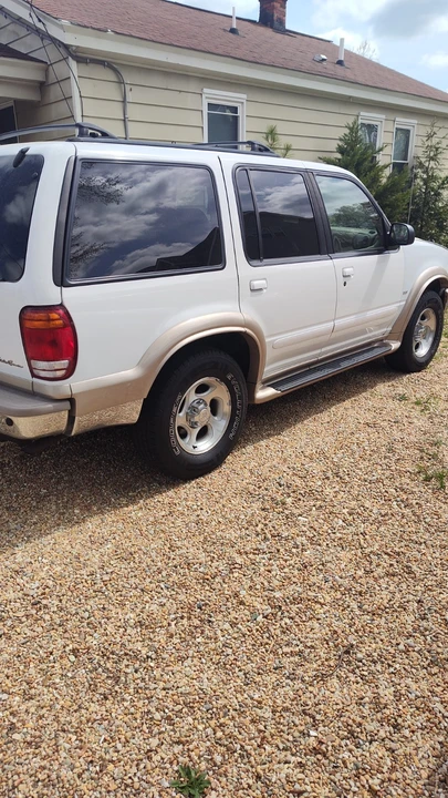 2000 Ford Explorer 2nd Gen - Image 12 of 14