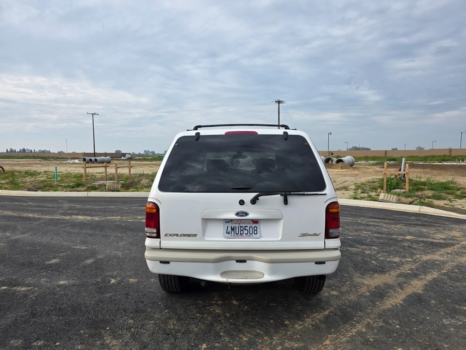 2000 Ford Explorer 2nd Gen - Image 5 of 20