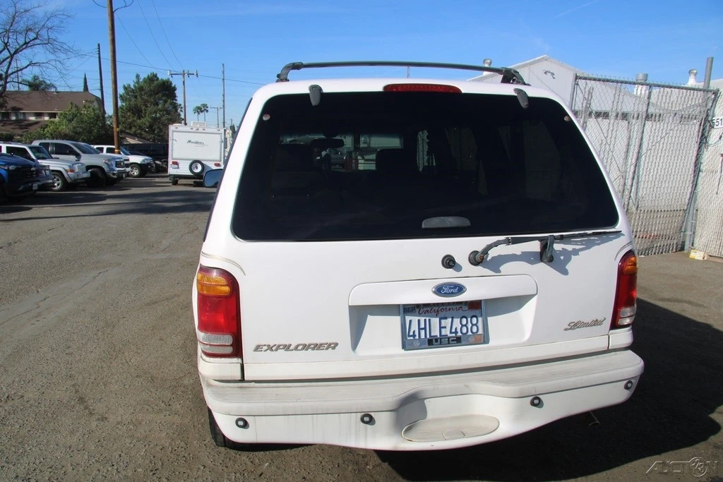 2000 Ford Explorer 2nd Gen - Image 5 of 21