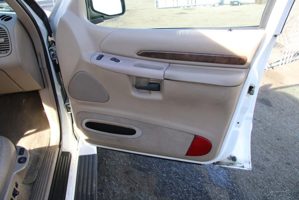 2000 Ford Explorer 2nd Gen - Image 21 of 21