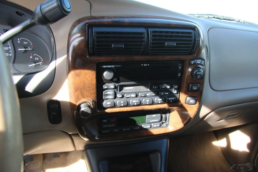 2000 Ford Explorer 2nd Gen - Image 15 of 21