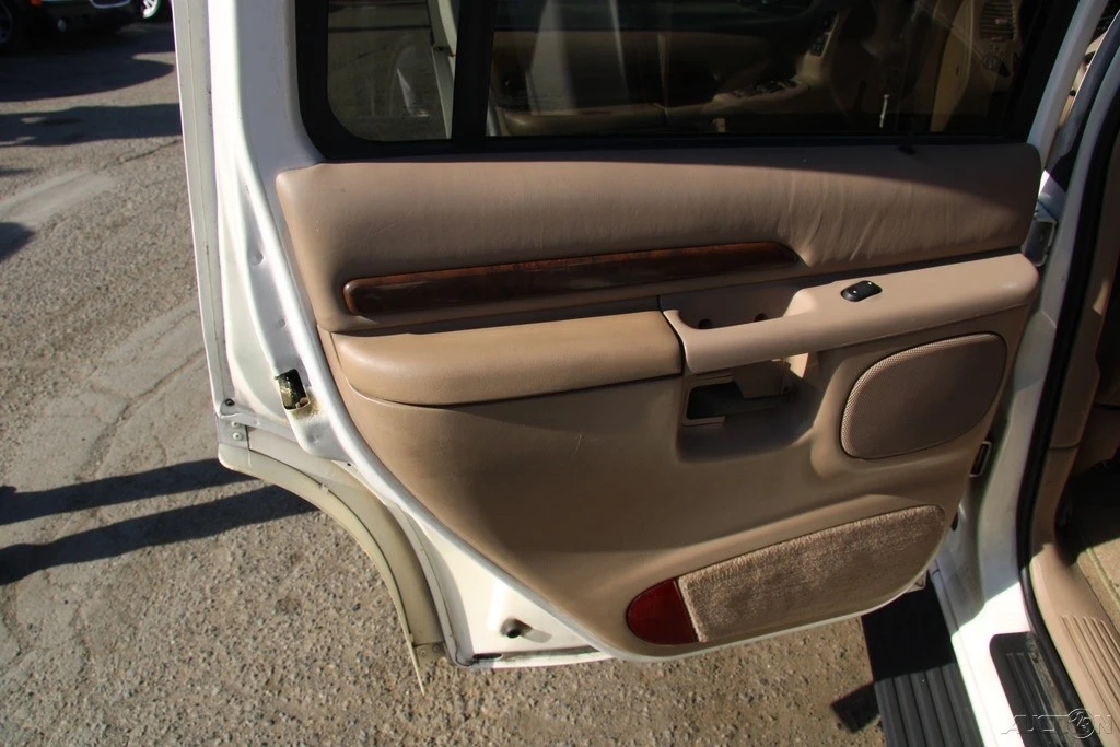 2000 Ford Explorer 2nd Gen - Image 16 of 21