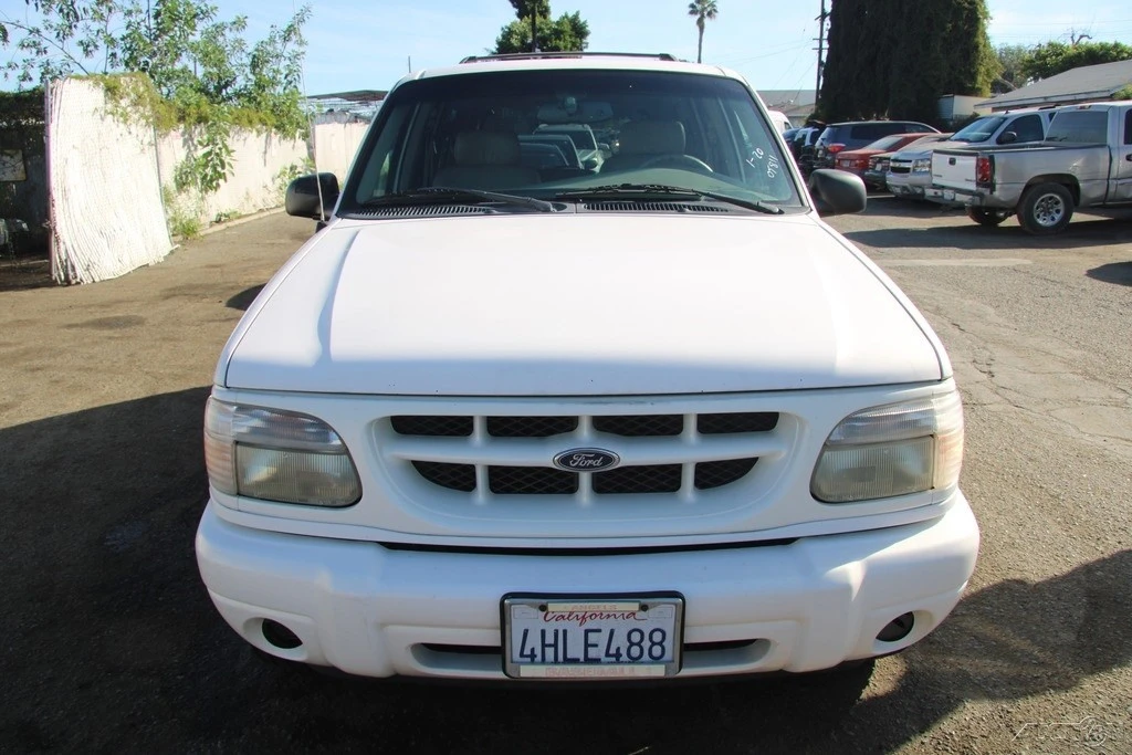 2000 Ford Explorer 2nd Gen - Image 8 of 21