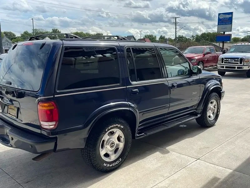2000 Ford Explorer 2nd Gen - Image 9 of 31