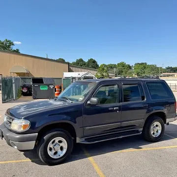 2000 Ford Explorer XLT