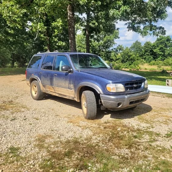 2000 Ford Explorer 2nd Gen - Image 1 of 1