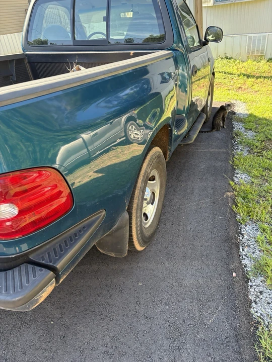 2000 Ford F-150 10th Gen - Image 5 of 13