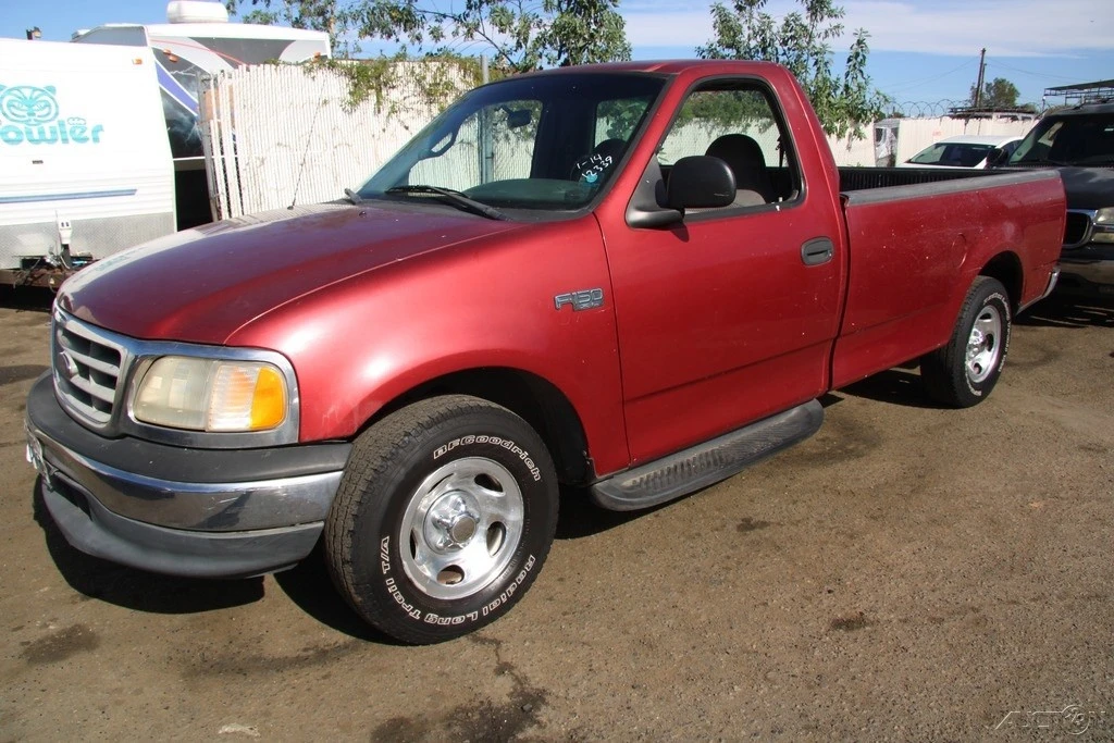 2000 Ford F-150 10th Gen - Image 2 of 21