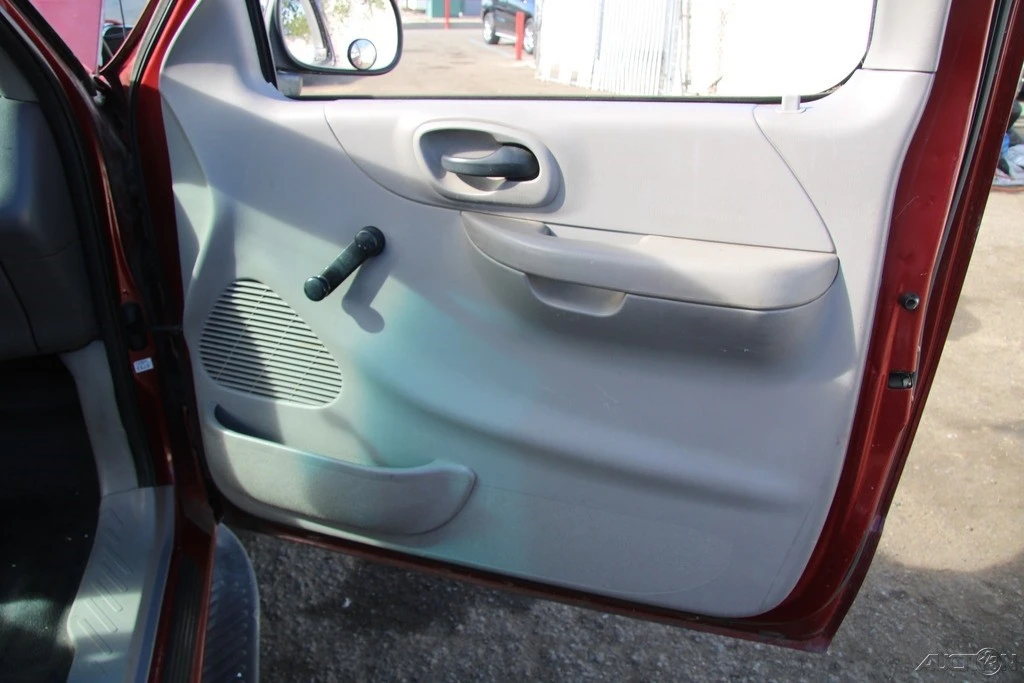 2000 Ford F-150 10th Gen - Image 18 of 21