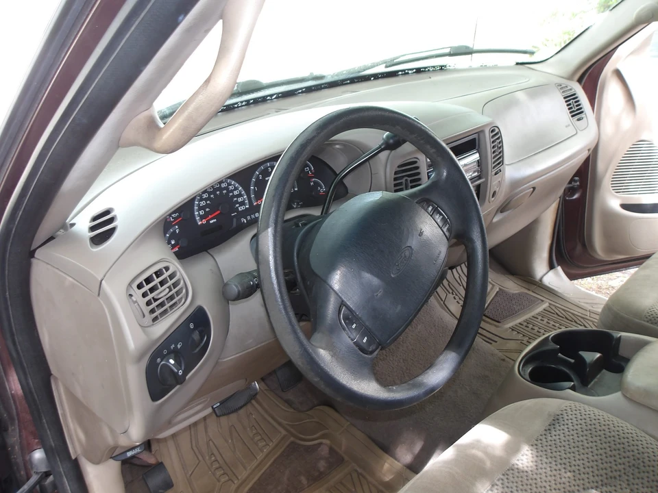 2000 Ford F-150 10th Gen - Image 19 of 20