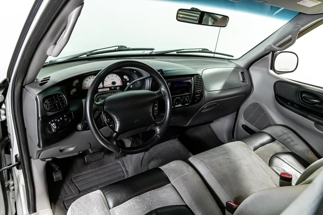2000 Ford F-150 10th Gen - Image 3 of 21
