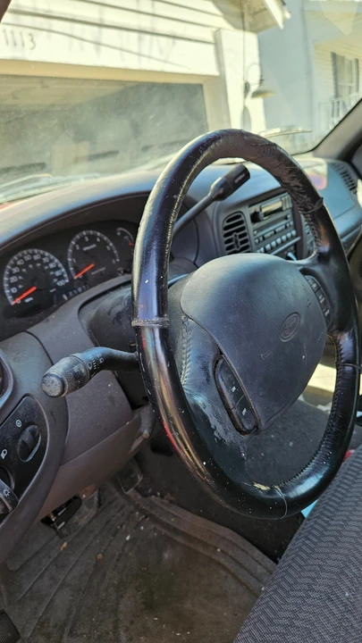 2000 Ford F-150 10th Gen - Image 7 of 19