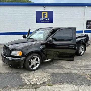 2000 Ford F-150 Harley-Davidson 4D
