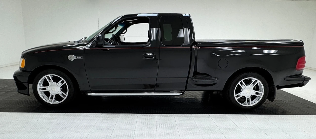 2000 Ford F-150 10th Gen - Image 2 of 31