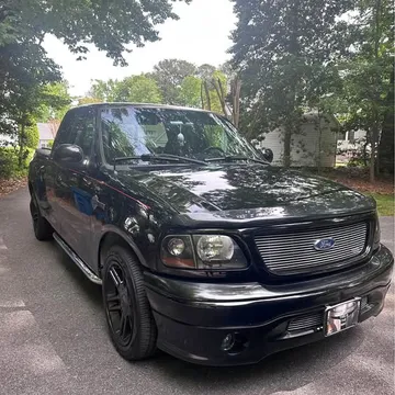 2000 Ford F-150 Harley-Davidson Pickup
