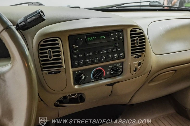 2000 Ford F-150 10th Gen - Image 16 of 28