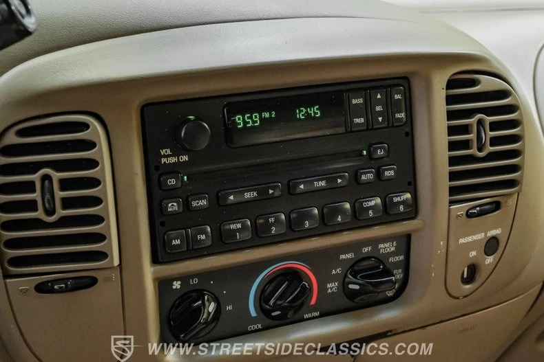 2000 Ford F-150 10th Gen - Image 18 of 28