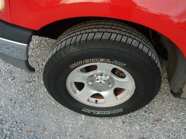 2000 Ford F-150 10th Gen - Image 13 of 31