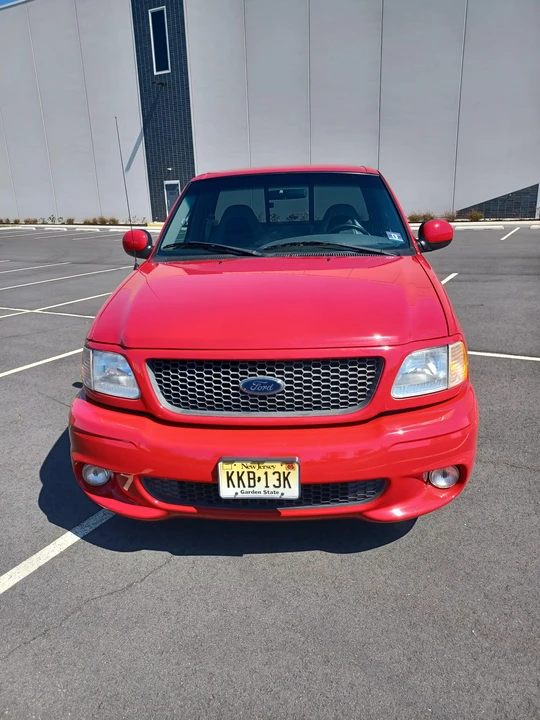 2000 Ford F-150 SVT Lightning 10th Gen - Image 6 of 31