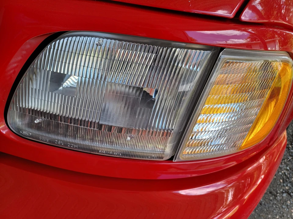 2000 Ford F-150 SVT Lightning 10th Gen - Image 23 of 31