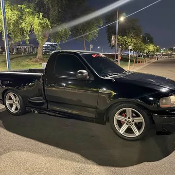 2000 Ford F-150 SVT Lightning