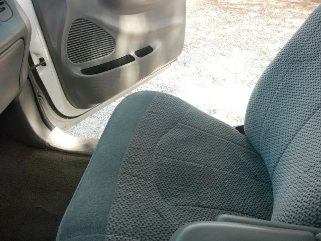 2000 Ford F-150 10th Gen - Image 17 of 31