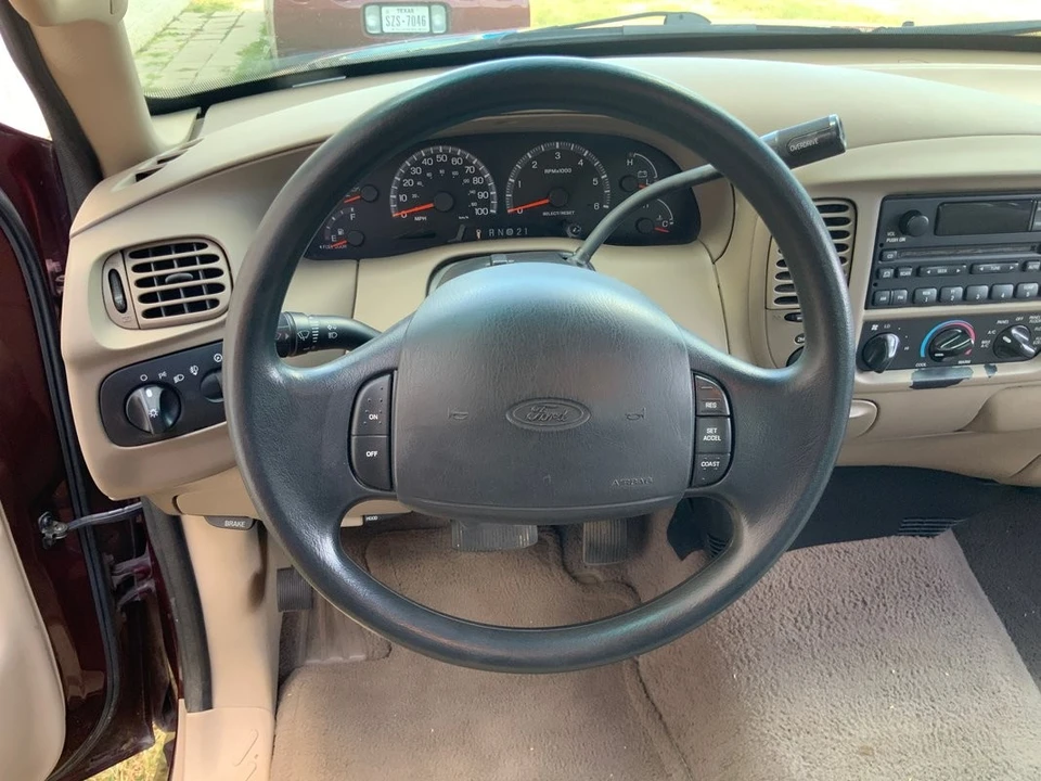 2000 Ford F-150 10th Gen - Image 22 of 31