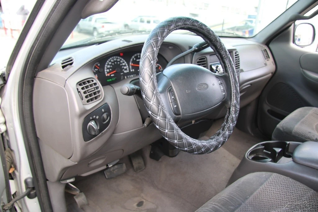 2000 Ford F-150 10th Gen - Image 15 of 24