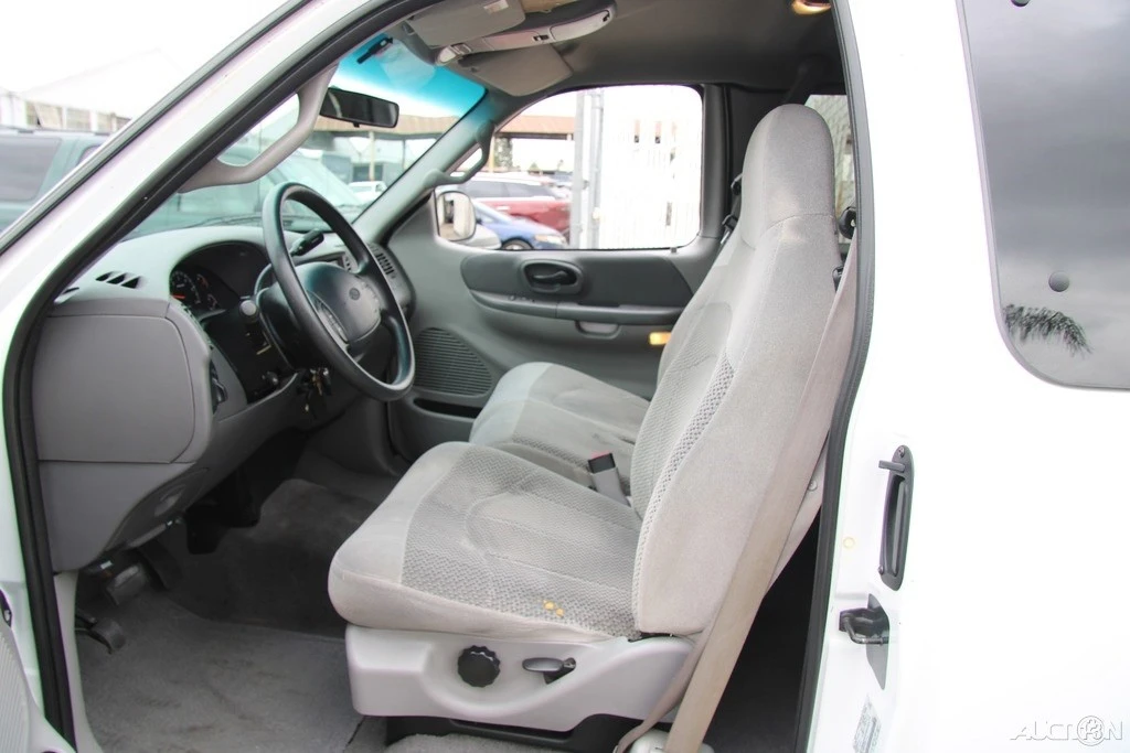 2000 Ford F-150 10th Gen - Image 14 of 21