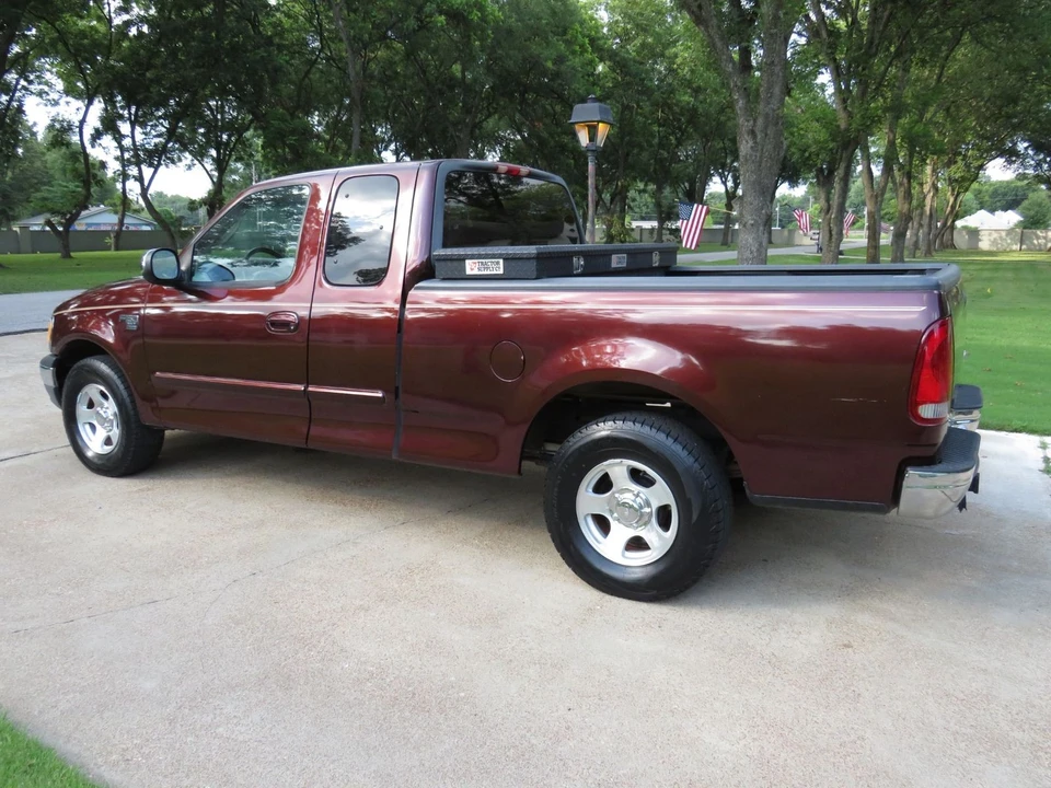 2000 Ford F-150 10th Gen - Image 6 of 12