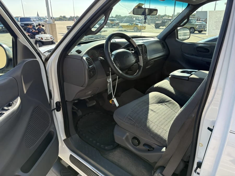 2000 Ford F-150 10th Gen - Image 5 of 6