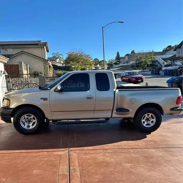 2000 Ford F-150 XLT