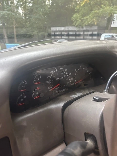2000 Ford Super Duty 1st Gen - Image 13 of 20