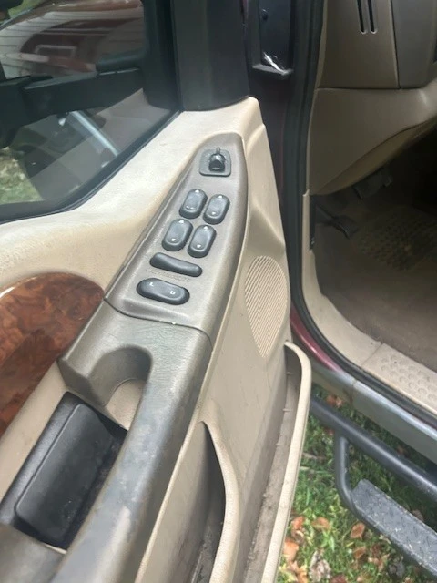 2000 Ford Super Duty 1st Gen - Image 17 of 20