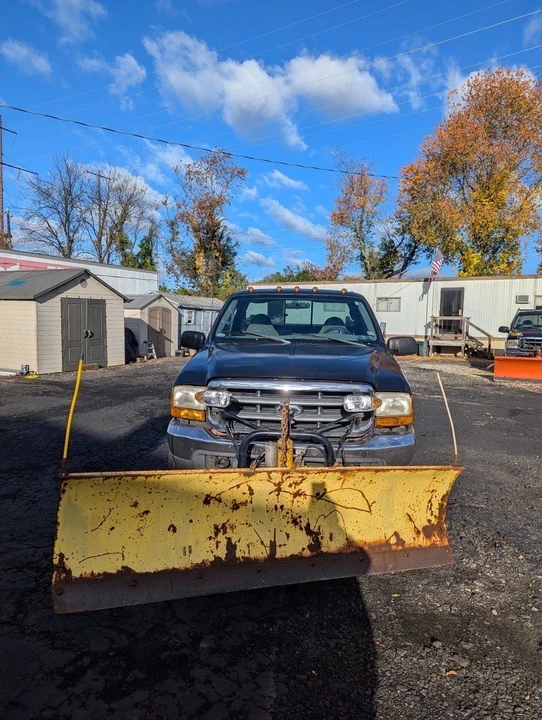 2000 Ford Super Duty 1st Gen - Image 3 of 14