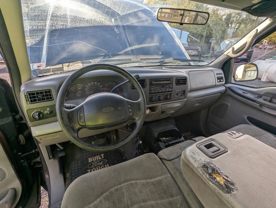 2000 Ford Super Duty 1st Gen - Image 11 of 14