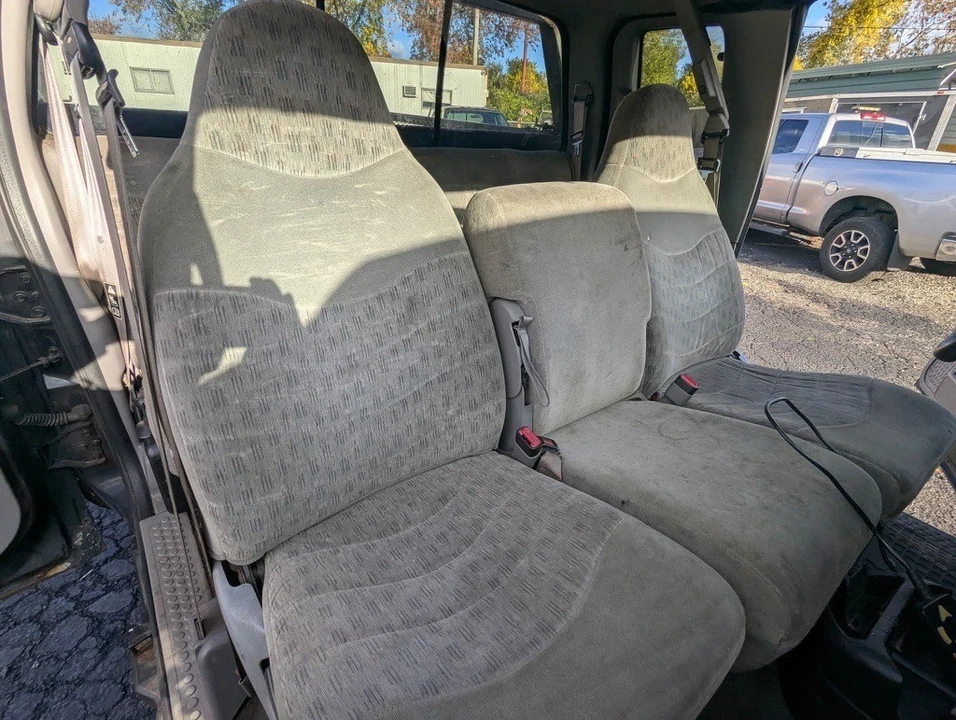 2000 Ford Super Duty 1st Gen - Image 13 of 14
