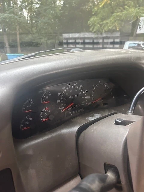 2000 Ford Super Duty 1st Gen - Image 13 of 20