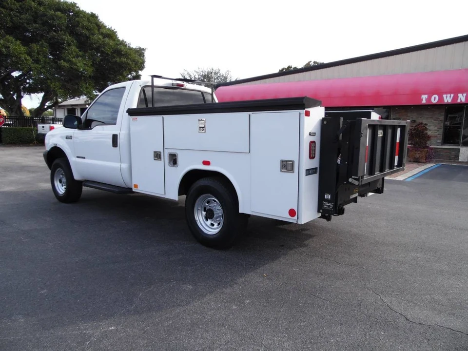 2000 Ford Super Duty 1st Gen - Image 4 of 21