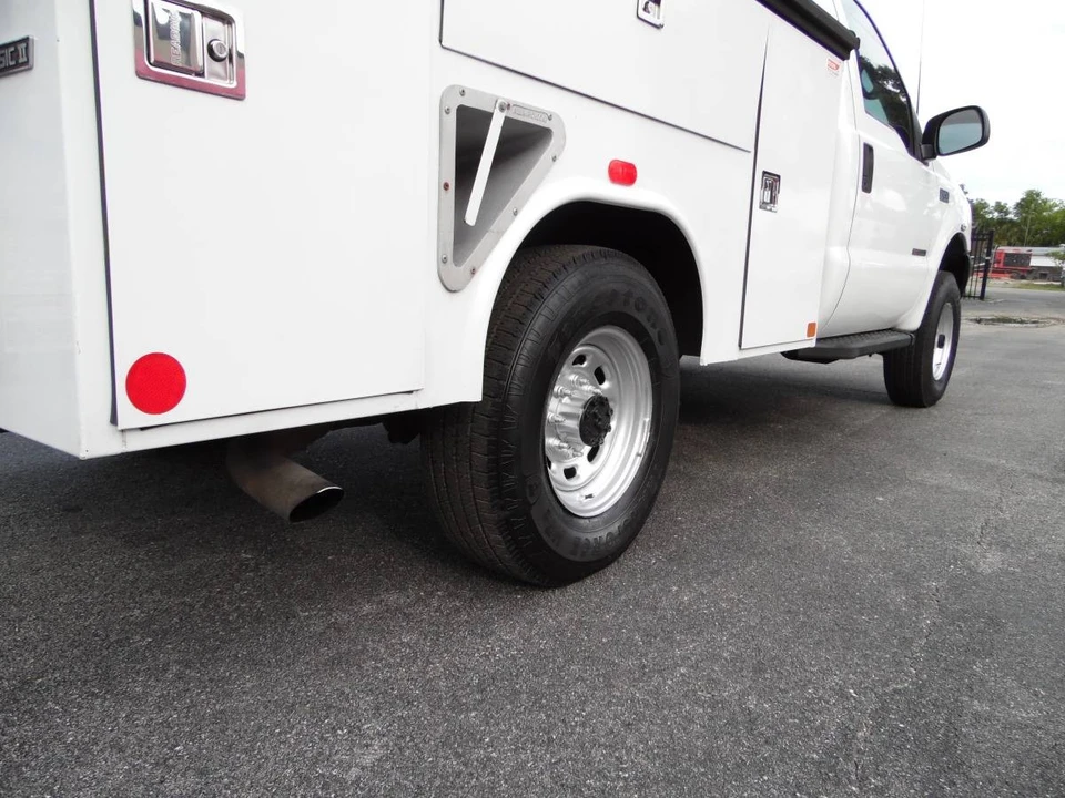 2000 Ford Super Duty 1st Gen - Image 19 of 21