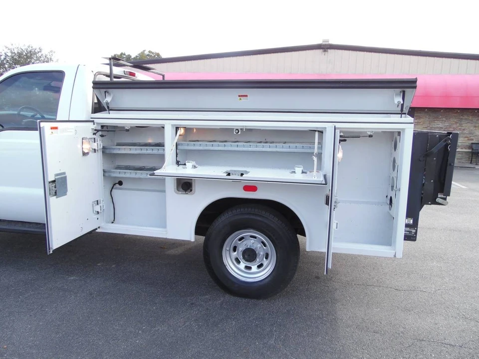 2000 Ford Super Duty 1st Gen - Image 9 of 21