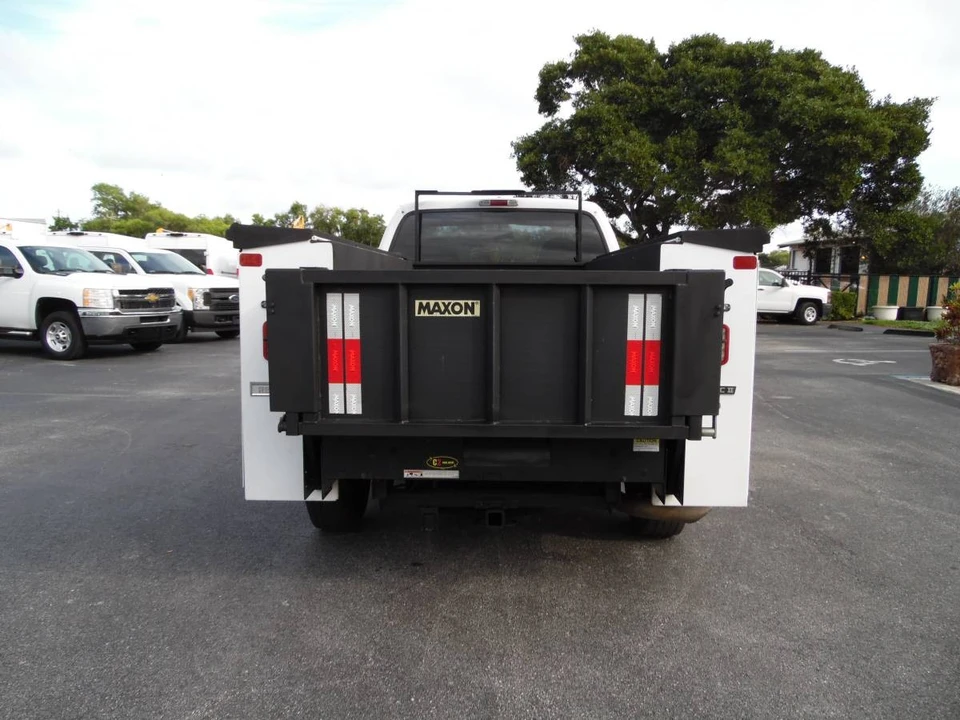 2000 Ford Super Duty 1st Gen - Image 5 of 21