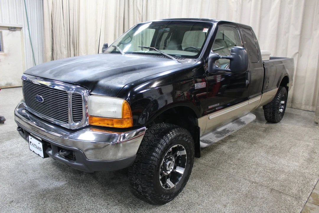 2000 Ford Super Duty 1st Gen - Image 4 of 12