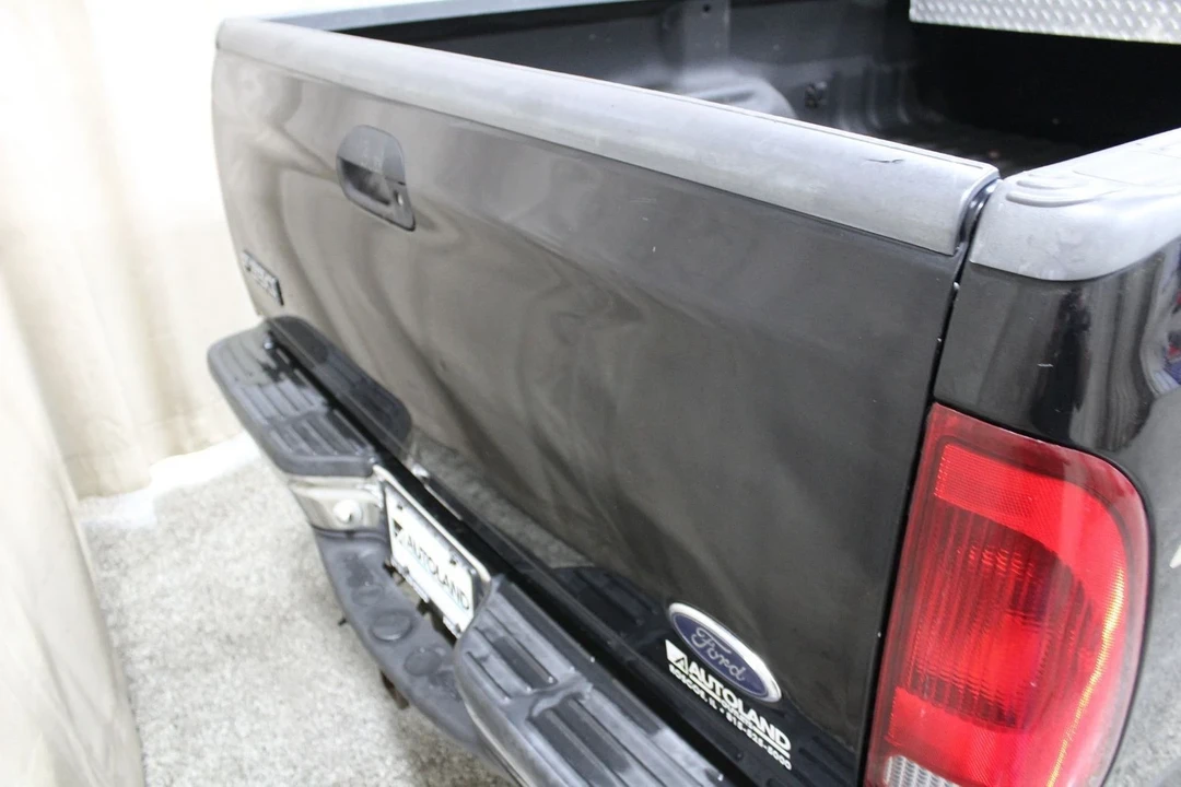 2000 Ford Super Duty 1st Gen - Image 5 of 12