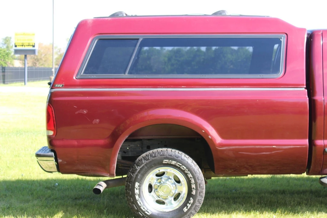 2000 Ford Super Duty 1st Gen - Image 11 of 12