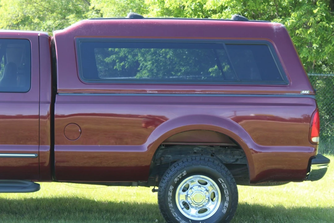 2000 Ford Super Duty 1st Gen - Image 5 of 12